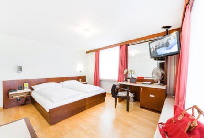 Linde 4* Baden
